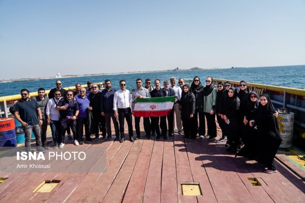 Iranian athletes visit Abu Musa Island in the Persian Gulf