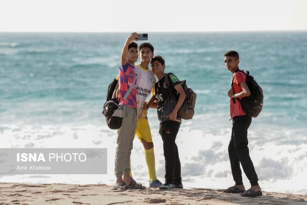 Iranian athletes visit Abu Musa Island in the Persian Gulf