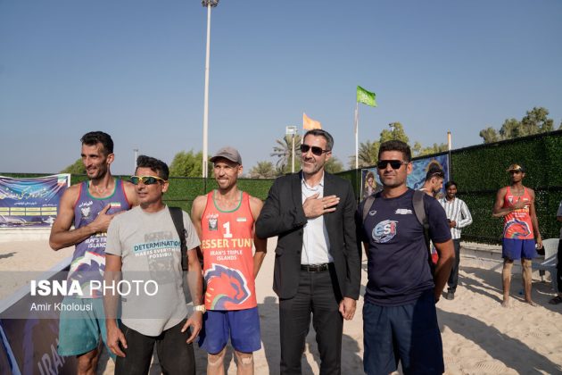 Iranian athletes visit Abu Musa Island in the Persian Gulf