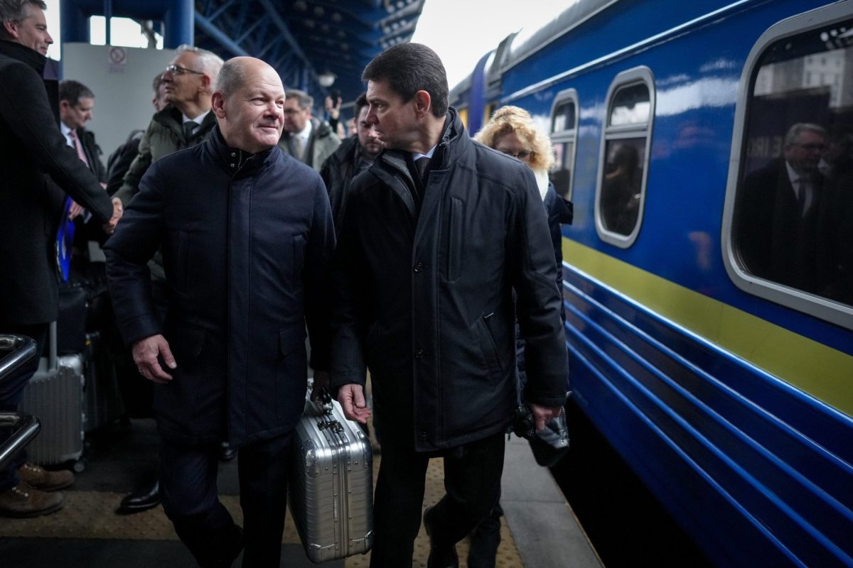 German Chancellor arrives in Ukraine, pledges $680mn in military support 1 Olaf Scholz