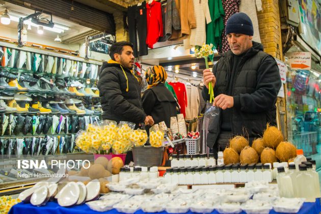 Festive spirit takes over Iran as Yalda Night approaches