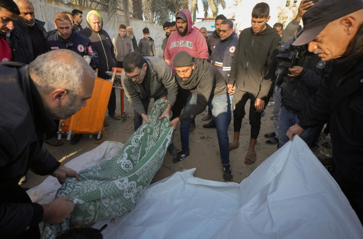 Britian, France and Canada threaten 'concrete actions' if Israel does not stop Gaza onslaught 1 Gaza War