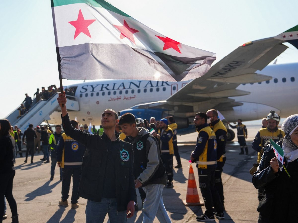 First flight since Assad's overthrow takes off from Damascus Airport