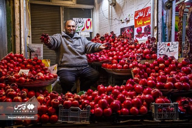 Shopping frenzy for Yalda Night in Iran’s Ardabil