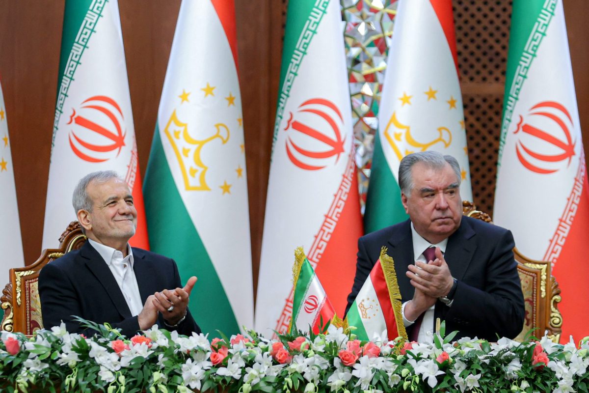 Iran, Tajikistan sing 23 MoUs to bolster ties