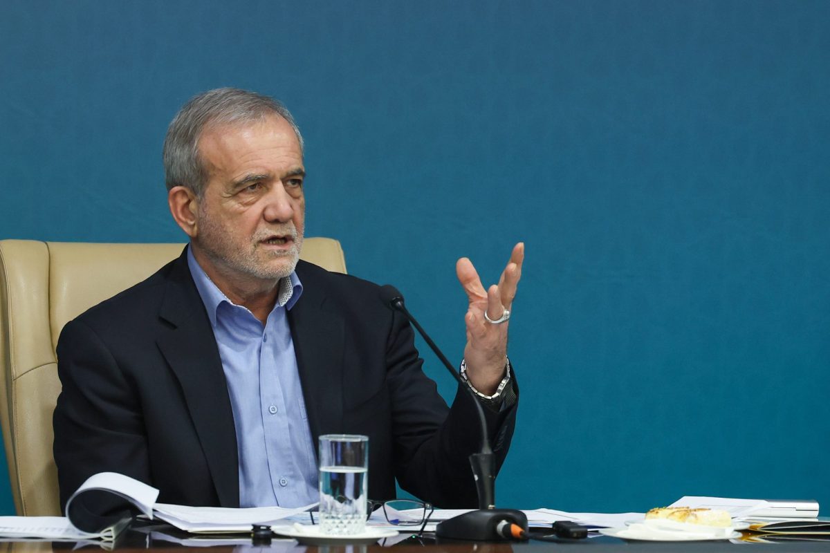 Iranian president downplays Trump’s threat to sanction Iran 