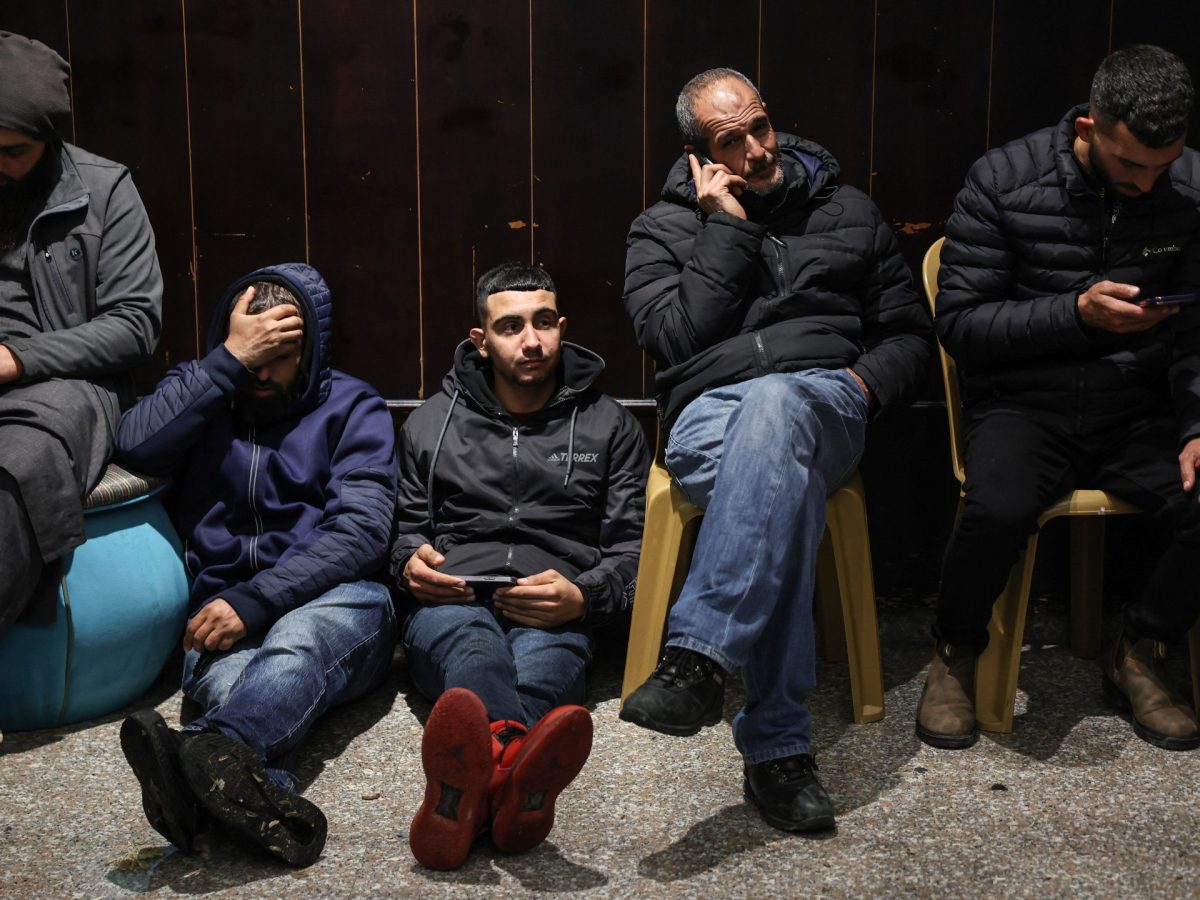 Israel delays prisoner release in violation of ceasefire accord