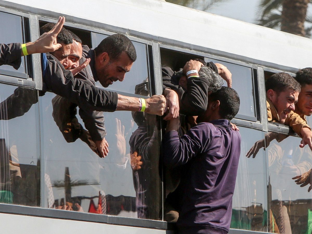 Hamas, Israel reach deal to resolve delay in release of Palestinian prisoners