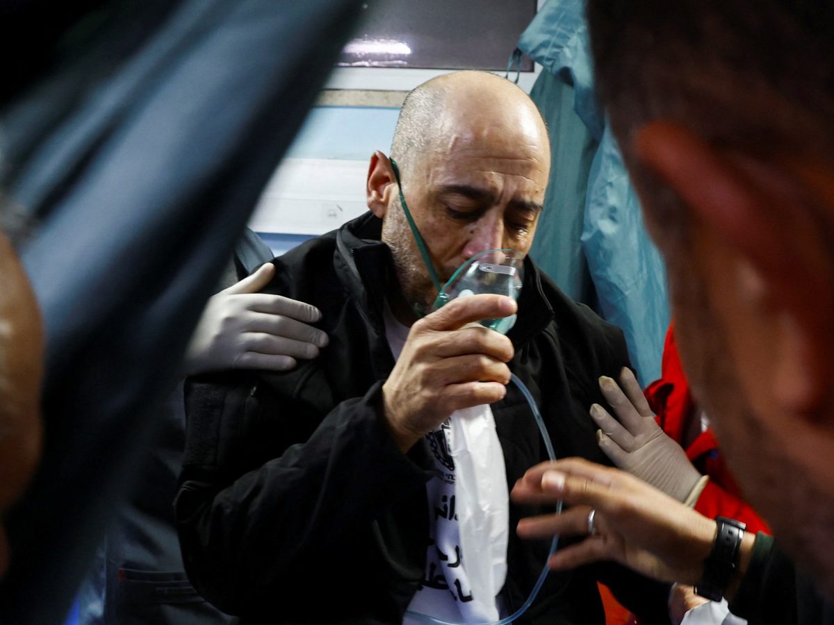 Palestinian prisoners released by Israel show signs of torture, starvation