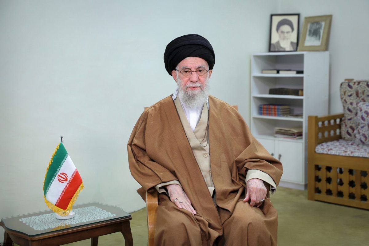 Iran's Leader urges investments for production in New Year message