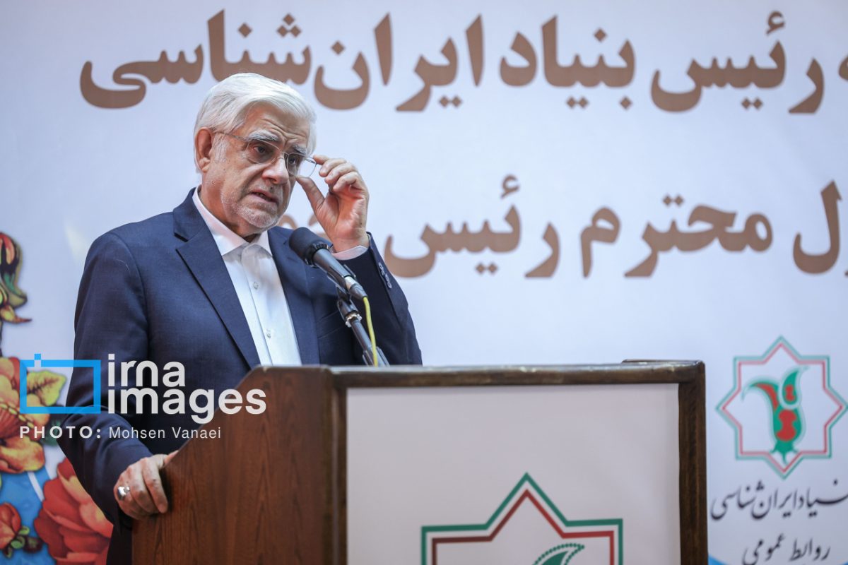 VP says Iran neither consults, nor takes orders on nuclear policy