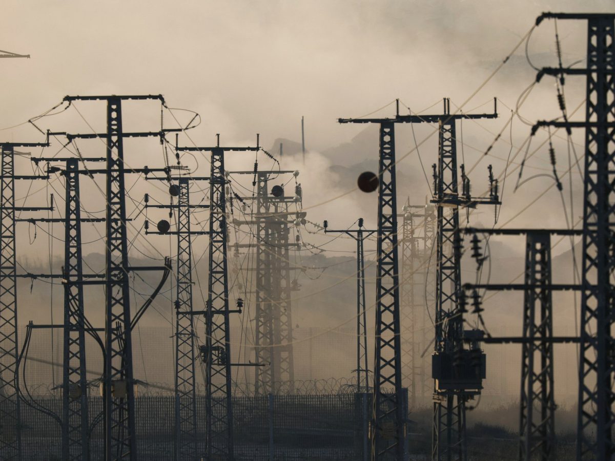 Israel cuts off electricity to Gaza