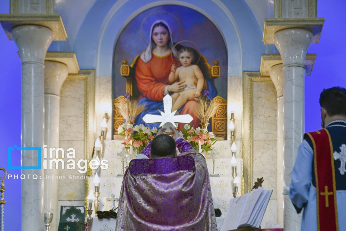 Armenian Christian community observes Holy Week, and Easter in Tehran