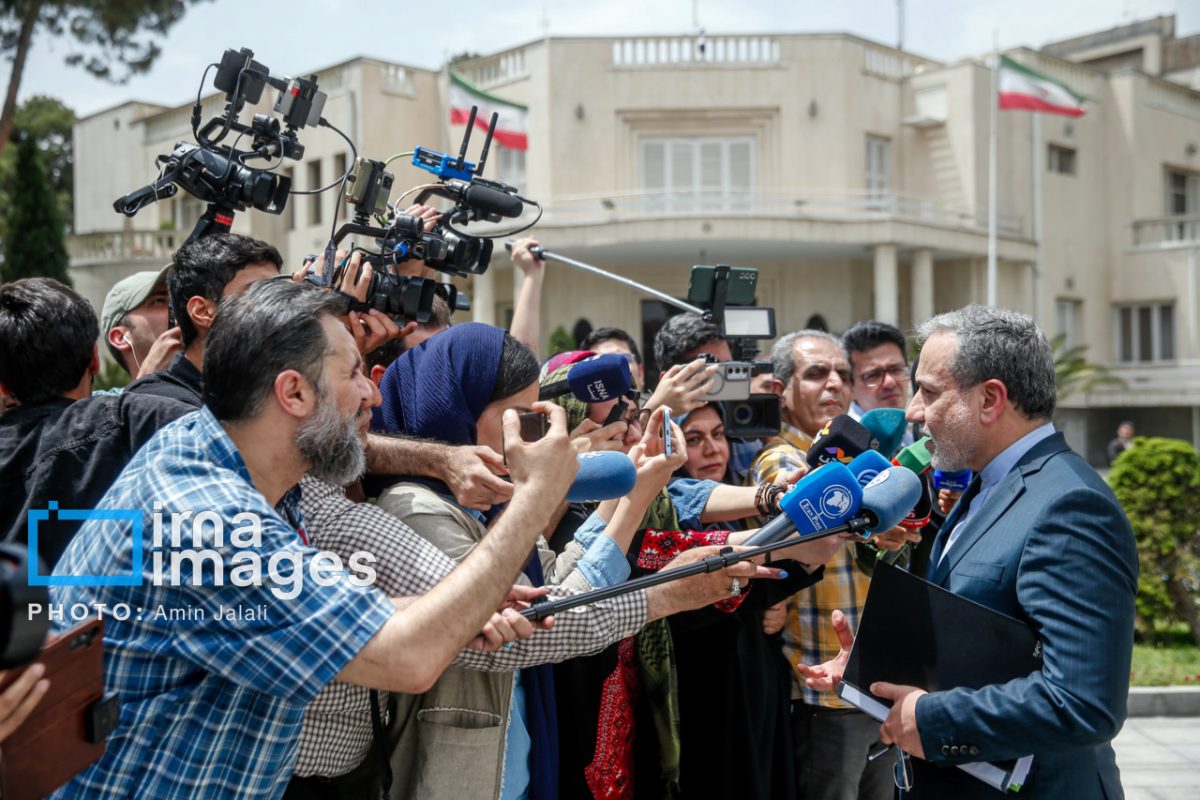 Iran says ready for negotiations with U.S. and Europe, rejects 'deceptive' rhetoric 1 Iran says ready for negotiations with U.S. and Europe, rejects 'deceptive' rhetoric