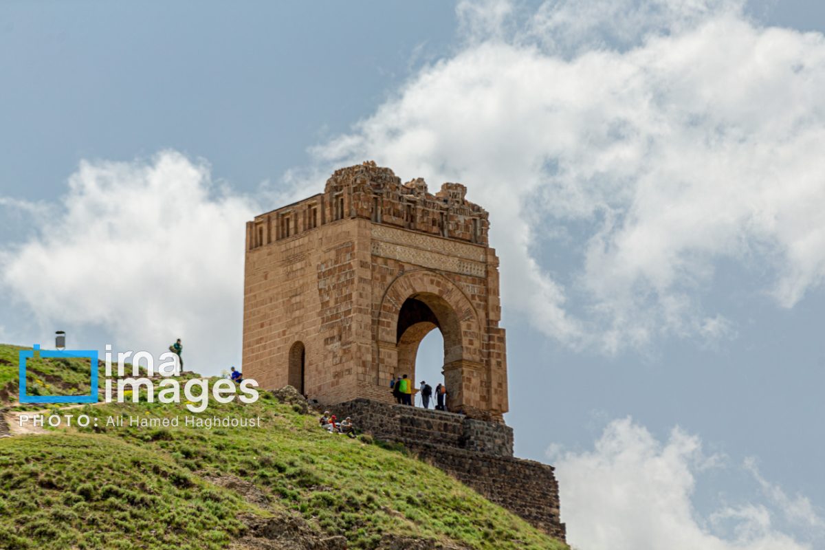 Ancient Zahhak Castle stands as timeless sentinel in northwestern Iran