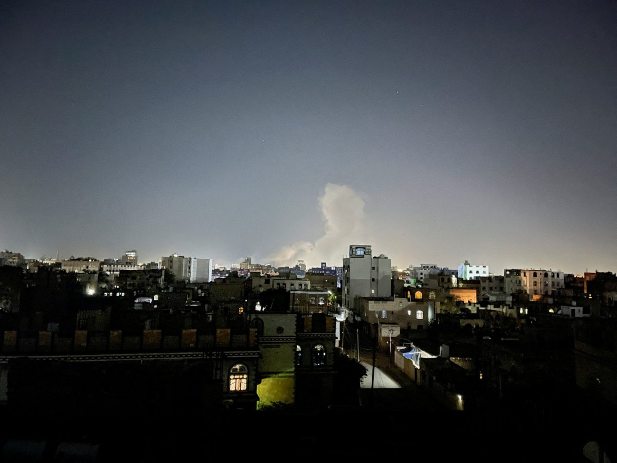 Israeli army bombs Yemen’s Hodeidah port after attack near Tel Aviv's airport