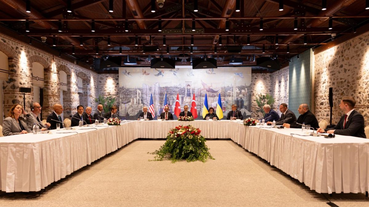 Russia, Ukraine agree to exchange 1,000 POWs from each side