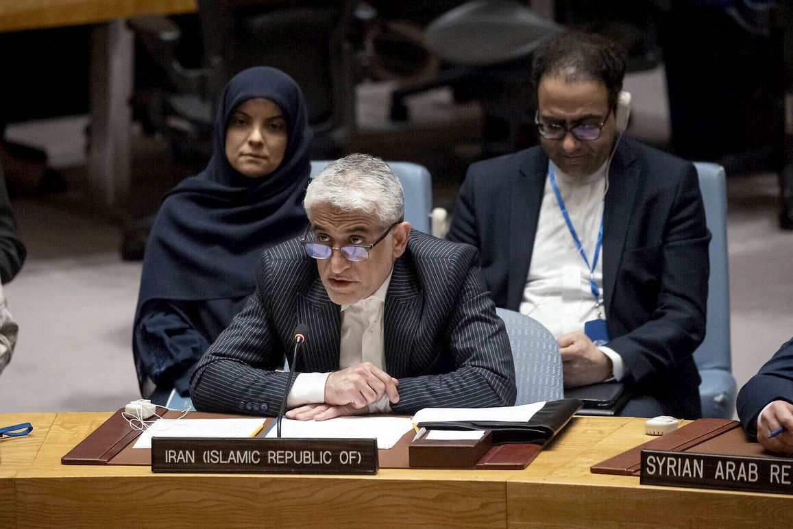 Iran's envoy warns Tehran may withdraw from NPT if UN sanctions are reinstated 1 Iran's envoy warns Tehran may withdraw from NPT if UN sanctions are reinstated