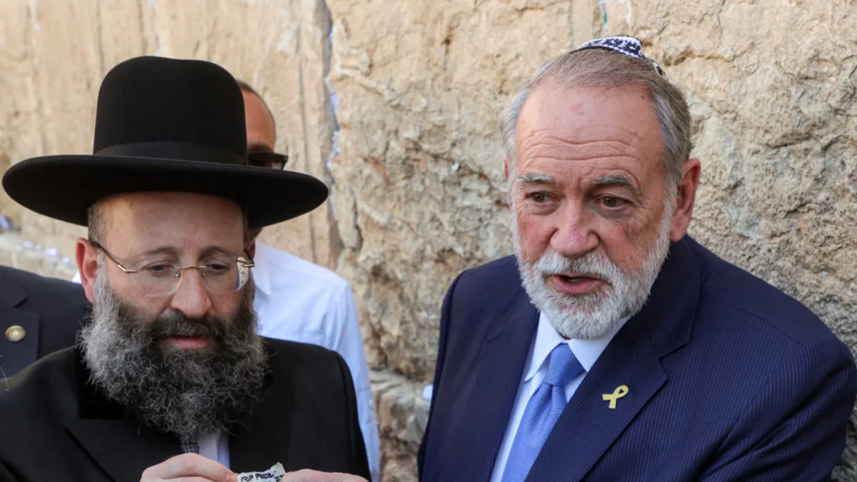 Washington is not committed to a Palestinian state, Muslim neighbours could give land: US envoy