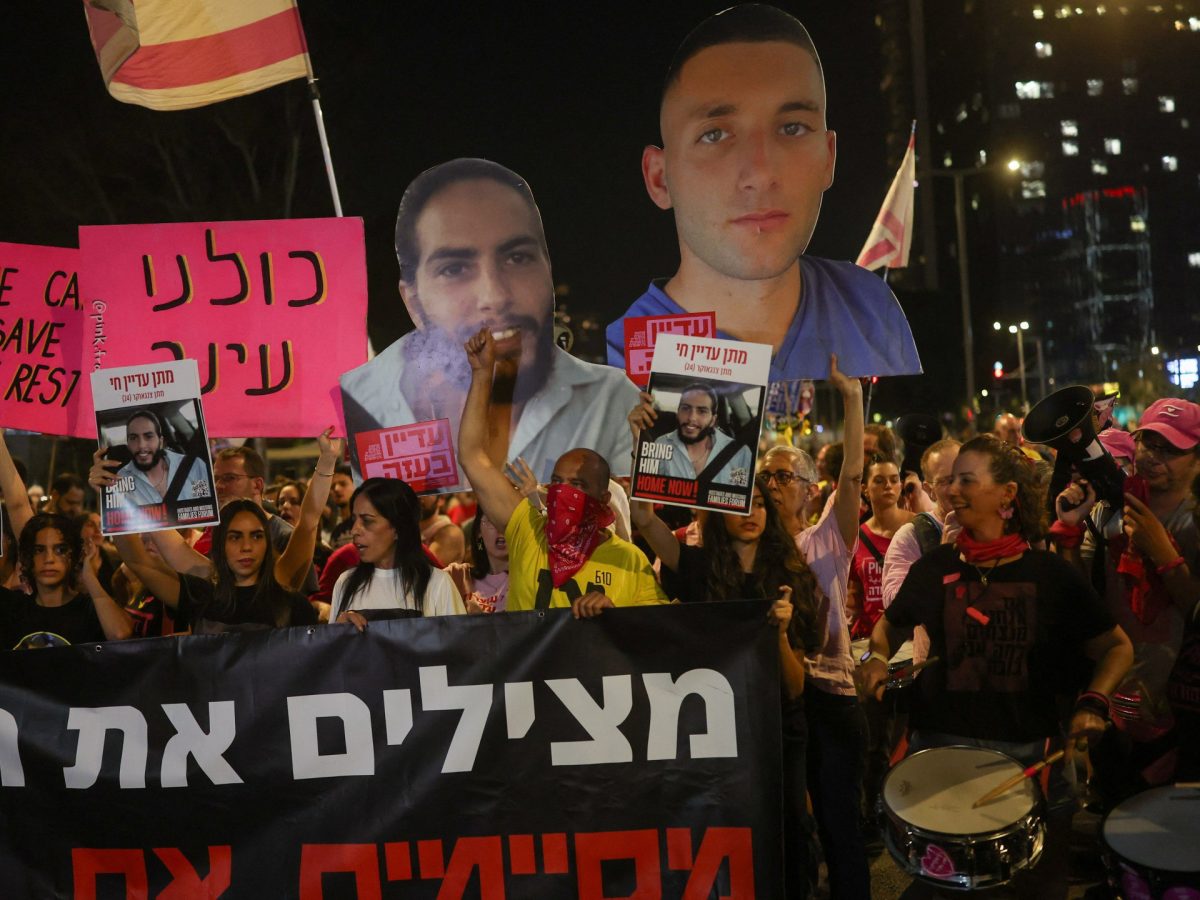 Israeli families call on US Mideast envoy to propose new deal to return hostages