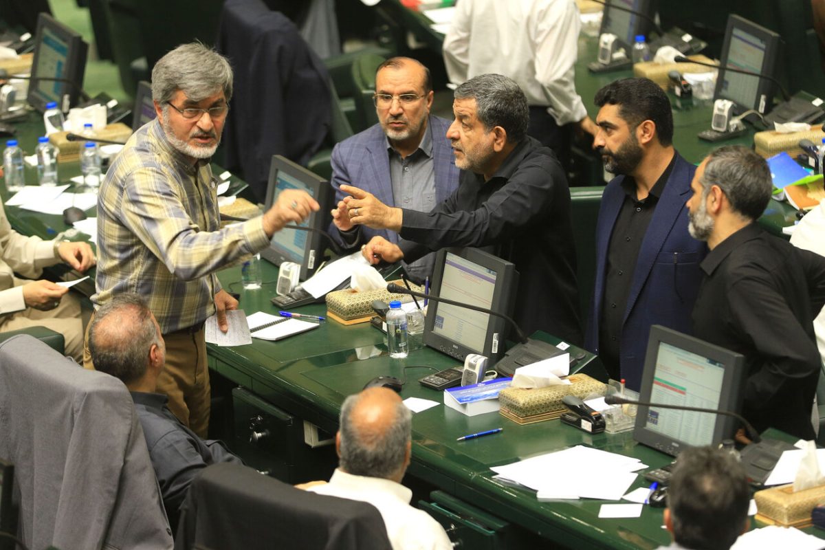 Iranian lawmakers urge withdrawal of “false content” bill amid free speech concerns 1 Iranian lawmakers urge withdrawal of “false content” bill amid free speech concerns