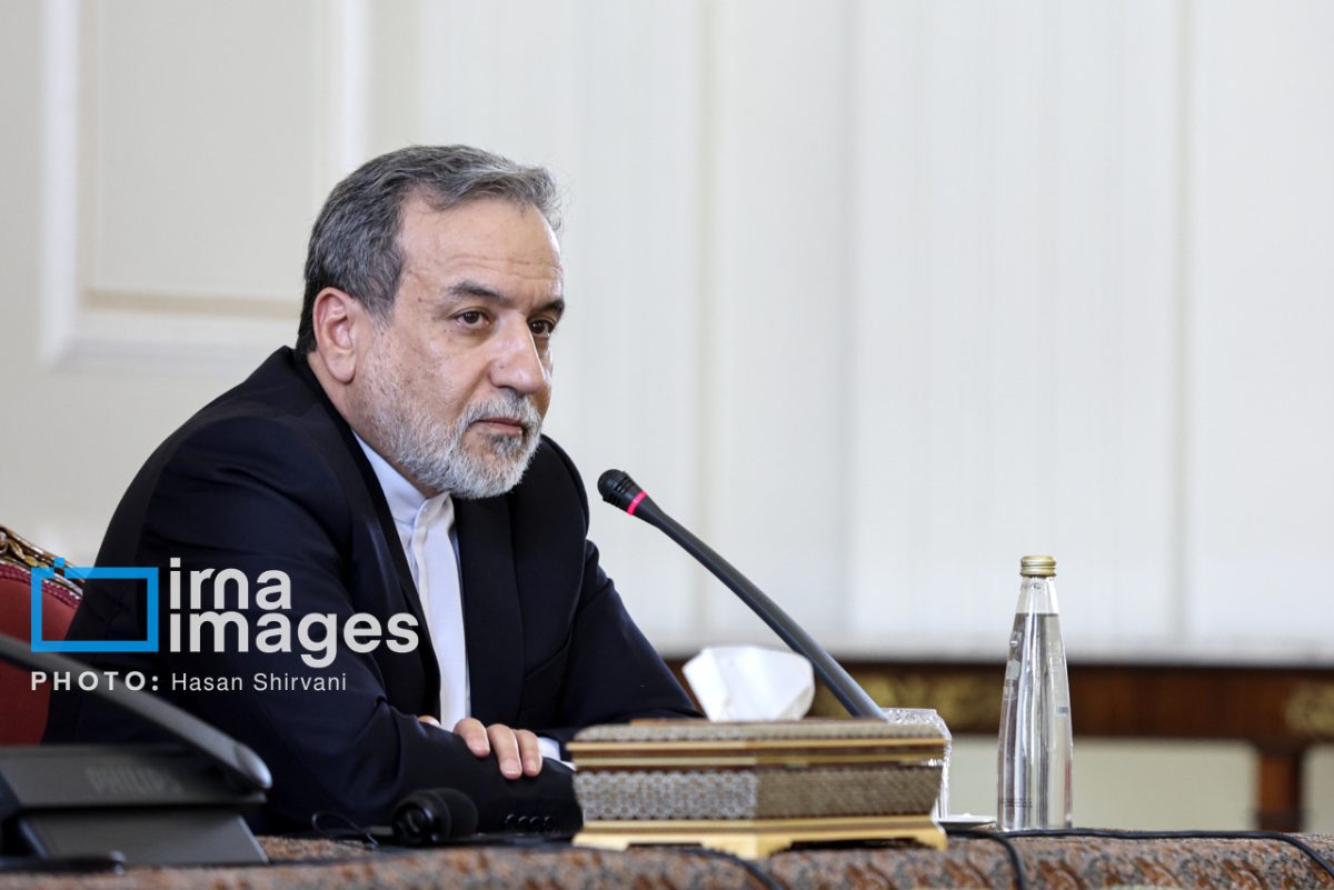 Iran says in no rush to enter talks with US 1 Iran says in no rush to enter talks with US