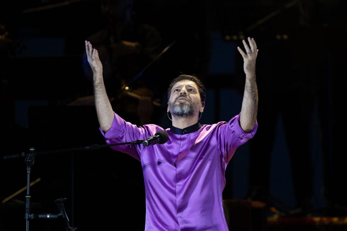 World-famous singer Sami Yusuf donates part of Istanbul concert proceeds to Gaza