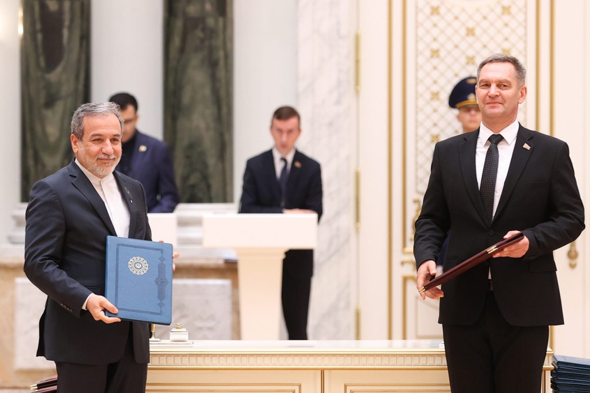 Iran, Belarus sign 12 collaboration documents