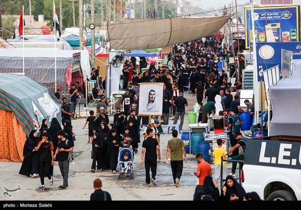 Arbaeen pilgrims march toward Karbala, Iraq