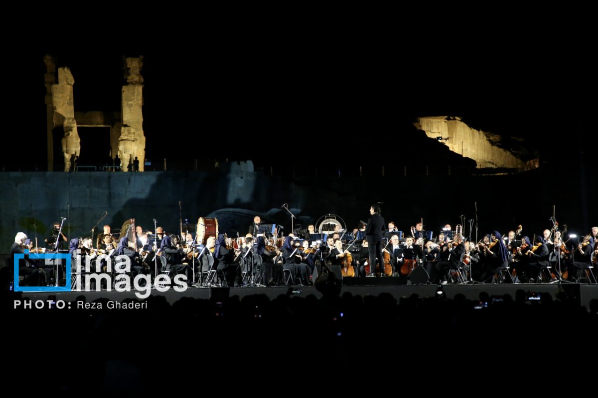 Armenian philharmonic marks centennial with historic performance at Iran’s Persepolis 21 Armenian philharmonic marks centennial with historic performance at Iran’s Persepolis