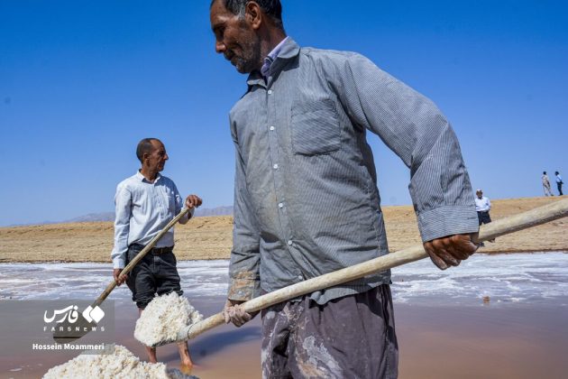Salt crystals shine along Iran’s Kal-Shur River