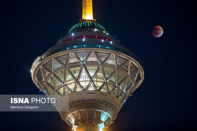 Iran witnesses longest lunar eclipse of century