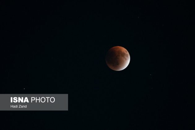 Iran witnesses longest lunar eclipse of century