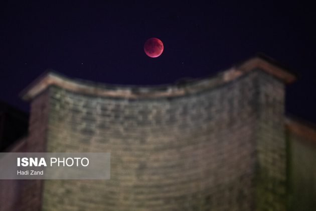 Iran witnesses longest lunar eclipse of century