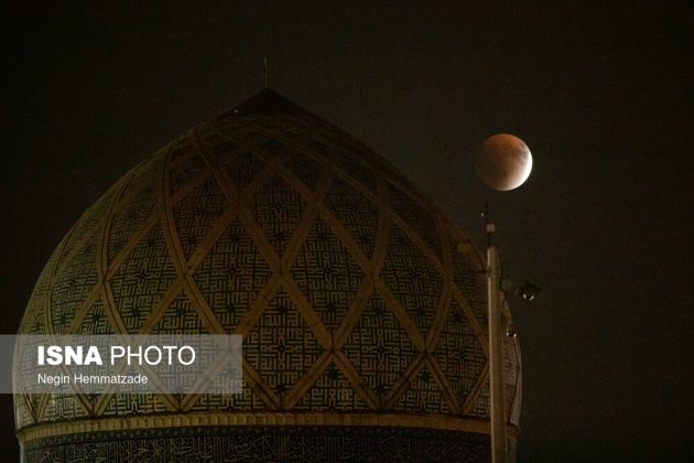 Iran witnesses longest lunar eclipse of century