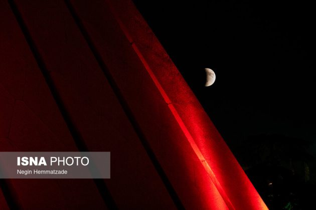 Iran witnesses longest lunar eclipse of century