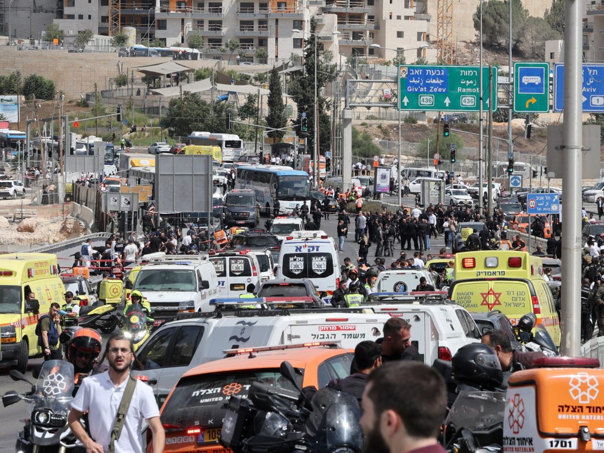 Shooting in East Jerusalem kills at least six 1 Shooting in East Jerusalem kills at least six