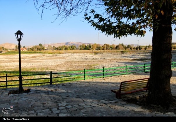 Once a shining jewel, Kermanshah’s Sarab-e Niloufar dries up amid mismanagement, drought