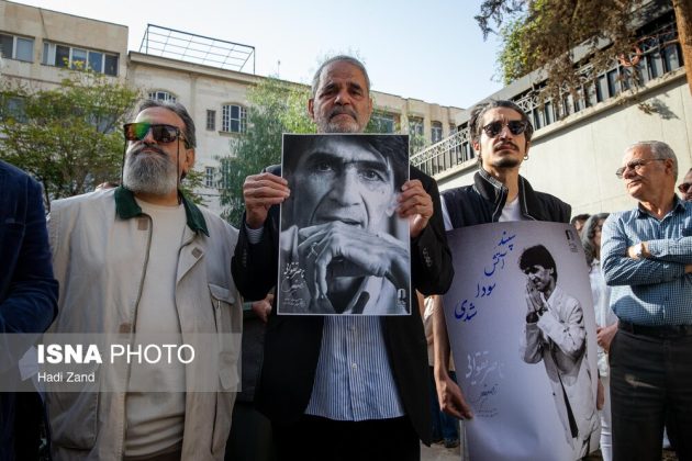Widely acclaimed Iranian filmmaker Nasser Taghvai laid to rest in Tehran