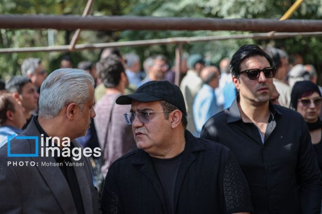 Funeral of Iranian dubbing artist Saeed Mozaffari held in Tehran