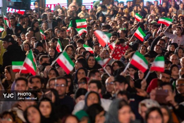 Tehran unveils “Kneeling Before Iran” monument at Enghelab Square