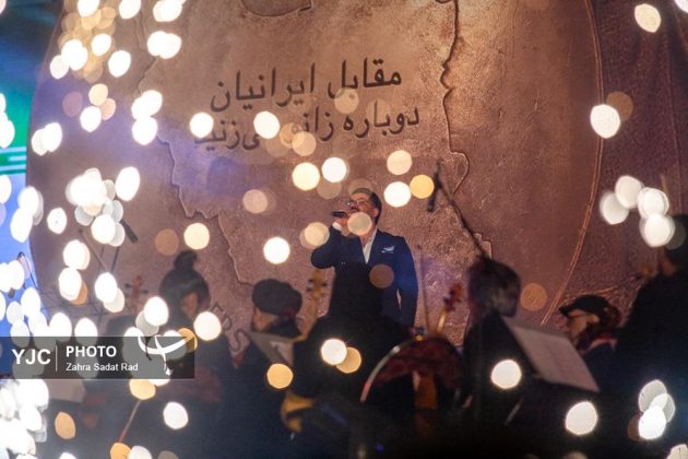 Tehran unveils “Kneeling Before Iran” monument at Enghelab Square