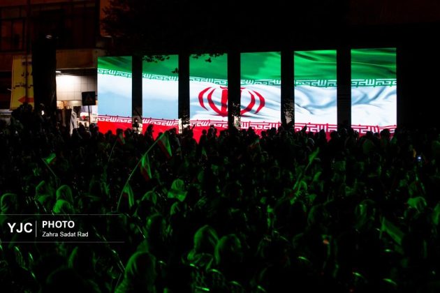 Tehran unveils “Kneeling Before Iran” monument at Enghelab Square