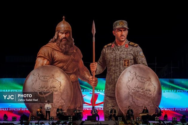 Tehran unveils “Kneeling Before Iran” monument at Enghelab Square