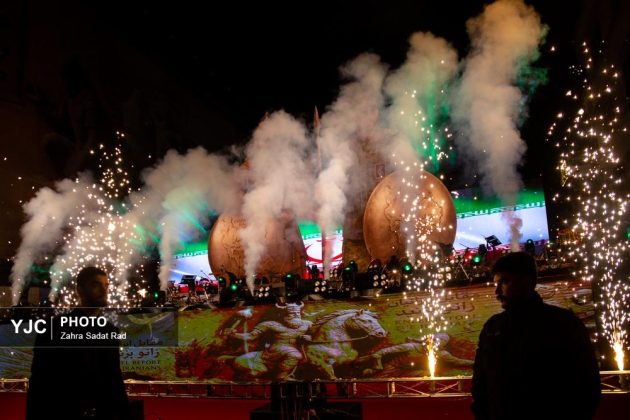 Tehran unveils “Kneeling Before Iran” monument at Enghelab Square
