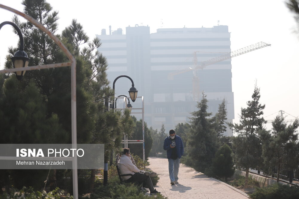 Tehran emergency services report 357 deaths in eight days as air pollution calls surge 1 Tehran emergency services report 357 deaths in eight days as air pollution calls surge