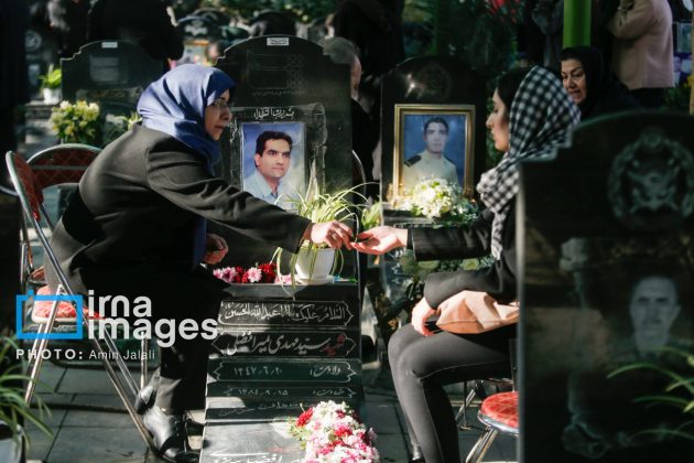 Iran marks 20th anniv. of fallen media, army personnel