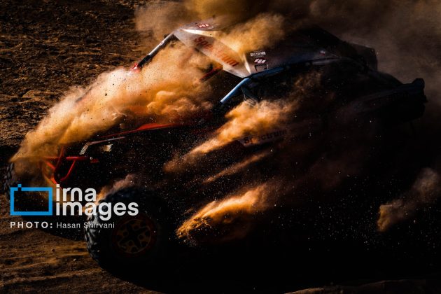 Off-road drivers compete in Iran’s national championship