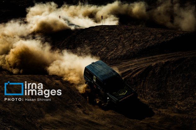 Off-road drivers compete in Iran’s national championship