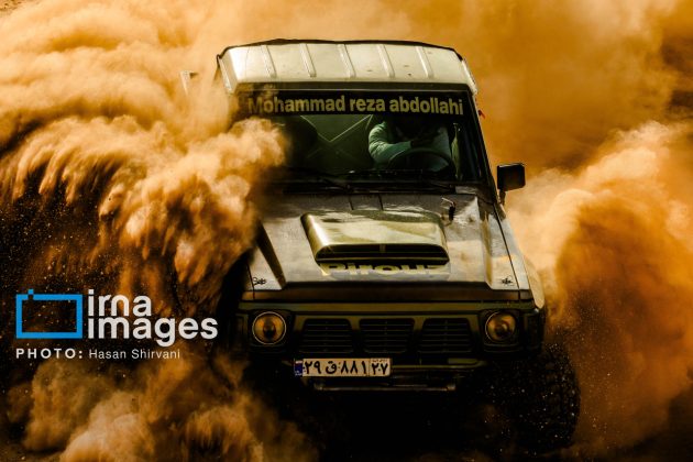 Off-road drivers compete in Iran’s national championship